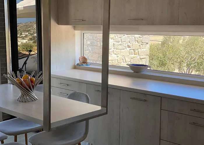 & Stoudio Nomikos Paros Villa *