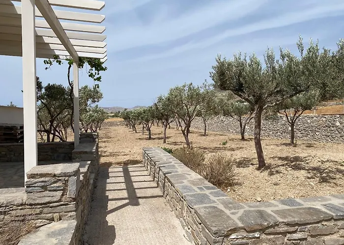 & Stoudio Nomikos Paros Villa